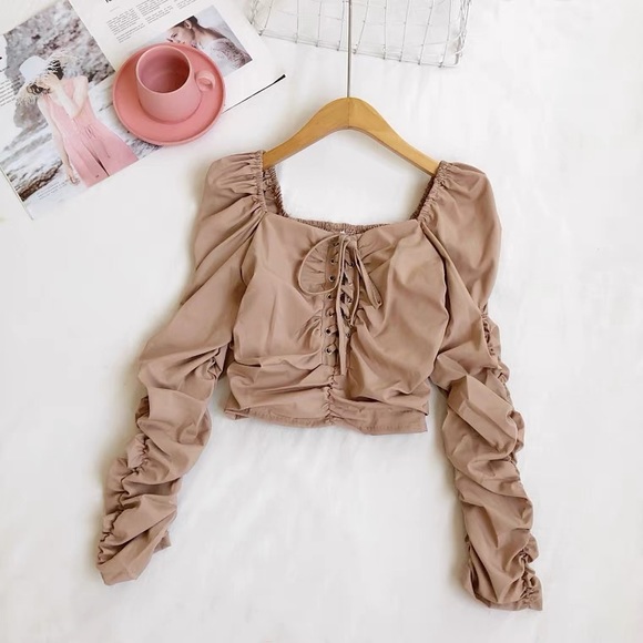 Cropped Tops - Picture 6 of 9